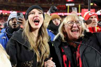 Travis Kelce's Fiancee Gets Rare Comment From Mom